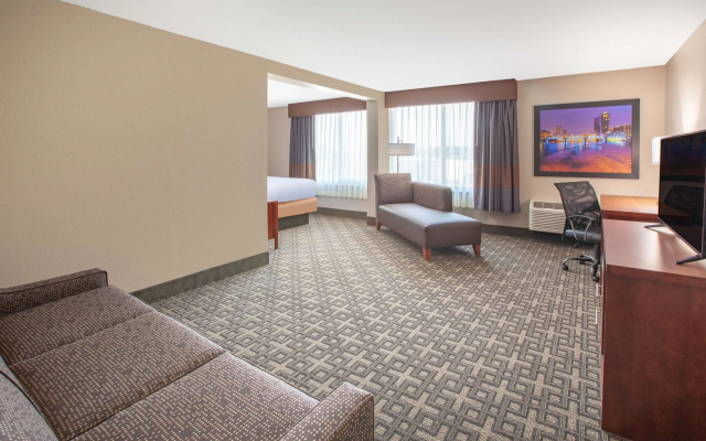 photo 4 of Baymont by Wyndham Grand Rapids Near Downtown