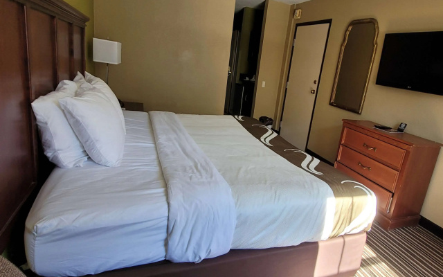 photo 4 of Quality Inn & Suites Columbia I-70