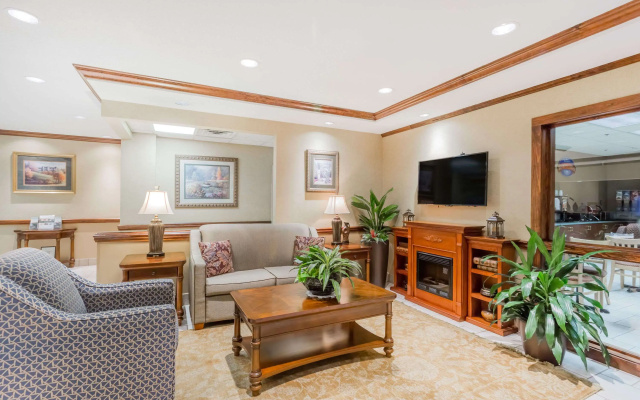 photo 3 of Baymont by Wyndham Asheville/Biltmore Village