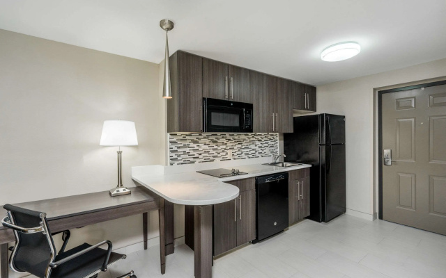 photo 3 of Baymont by Wyndham Clarksville