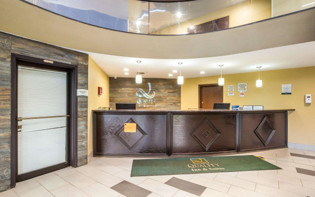 photo 2 of Quality Inn & Suites Florence - Cincinnati South
