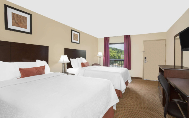 photo 3 of Baymont by Wyndham Greenville