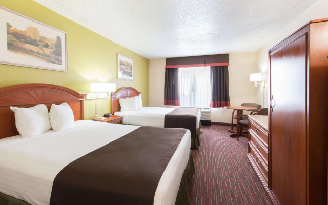 photo 5 of Baymont by Wyndham Louisville East