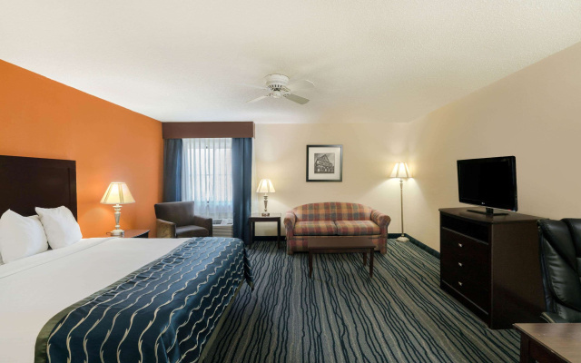 photo 3 of Comfort Inn & Suites Brentwood - Nashville