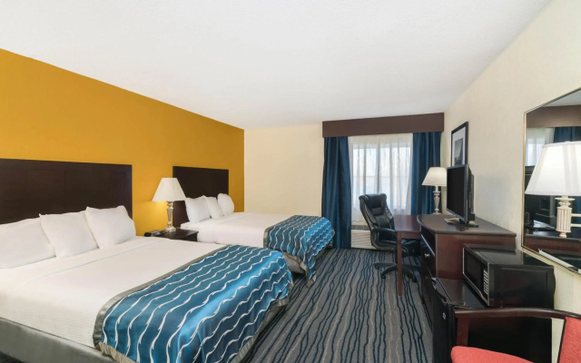 photo 4 of Comfort Inn & Suites Brentwood - Nashville