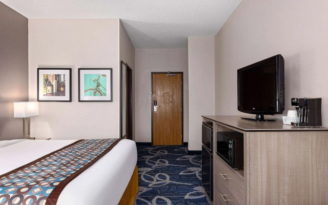 photo 4 of Baymont by Wyndham Waterloo