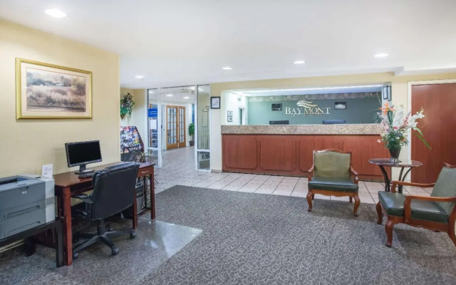 photo 2 of Baymont by Wyndham Wilmington