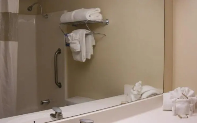 photo 5 of Baymont Inn & Suites Orlando