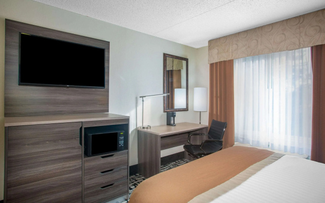 photo 2 of Baymont by Wyndham Branson - On the Strip