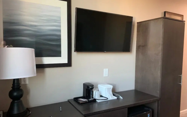 photo 4 of Baymont Inn and Suites by Wyndham Long Island City
