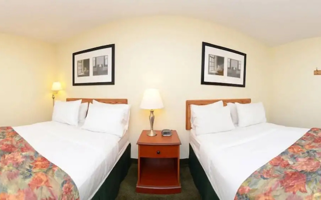 photo 2 of Baymont Inn and Suites Decatur