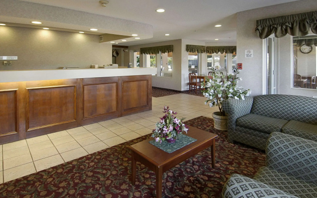 photo 2 of Baymont by Wyndham Dowagiac