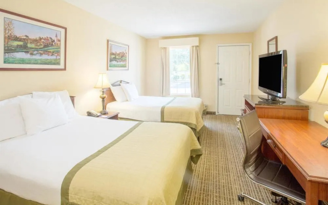photo 5 of Baymont Inn & Suites Dunn