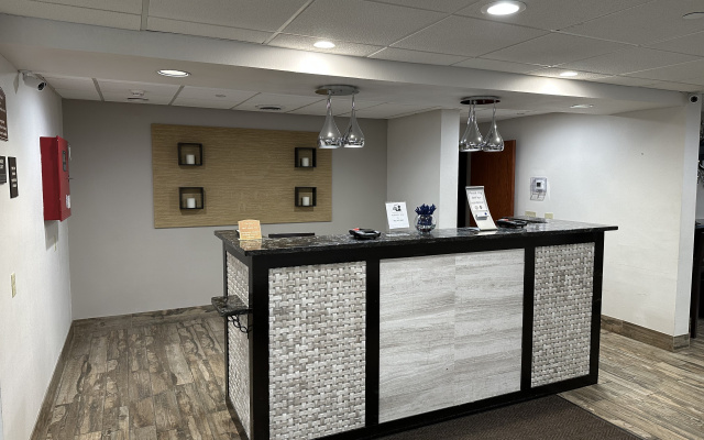 photo 2 of Holiday Inn Express & Suites Eden Prairie – Minneapolis by IHG