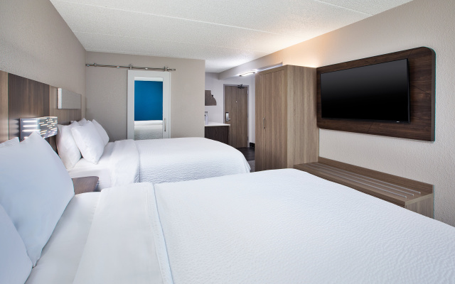 photo 3 of Holiday Inn Express & Suites Eden Prairie – Minneapolis by IHG