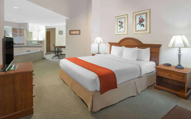 photo 5 of City Express By Marriott Freeport