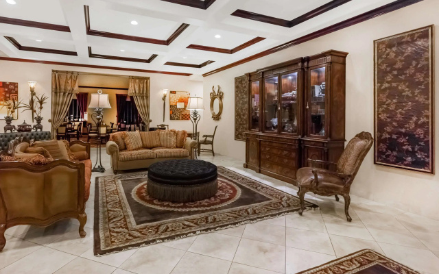 photo 2 of Baymont by Wyndham Henderson