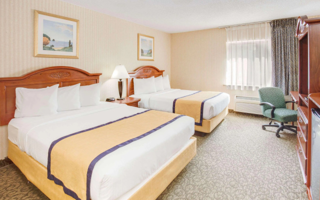 photo 4 of Kalamazoo Hotel