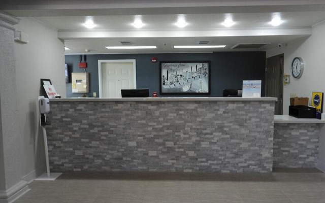 photo 2 of Comfort Inn Lafayette North I-10