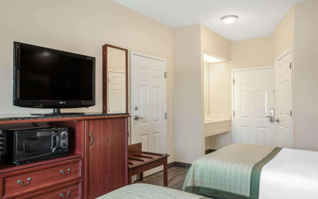 photo 4 of Comfort Inn Lafayette North I-10