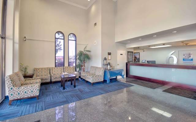 photo 2 of Studio 6 Suites Lawndale, CA – South Bay