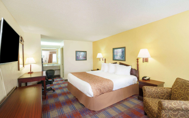 photo 4 of Travelodge by Wyndham Montgomery East