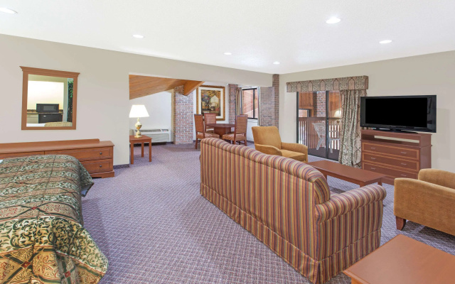 photo 2 of Baymont by Wyndham Smyrna