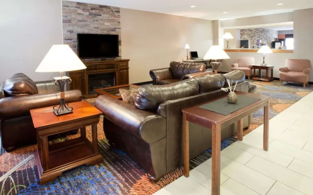 photo 2 of Baymont by Wyndham Auburn