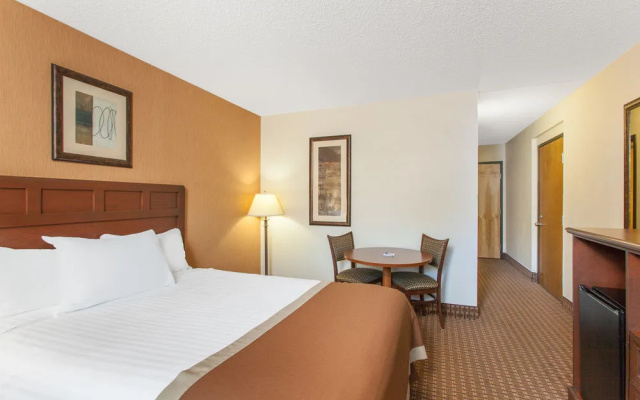 photo 4 of Baymont by Wyndham Branson - On the Strip