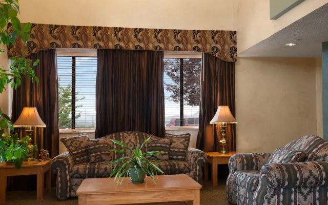 photo 2 of Baymont Inn & Suites Cortez