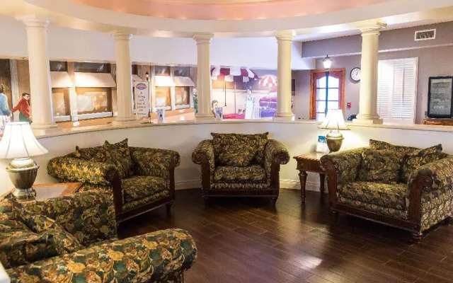 photo 2 of BAYMONT INN &amp; SUITES LAFAYETTE/PURDUE AREA