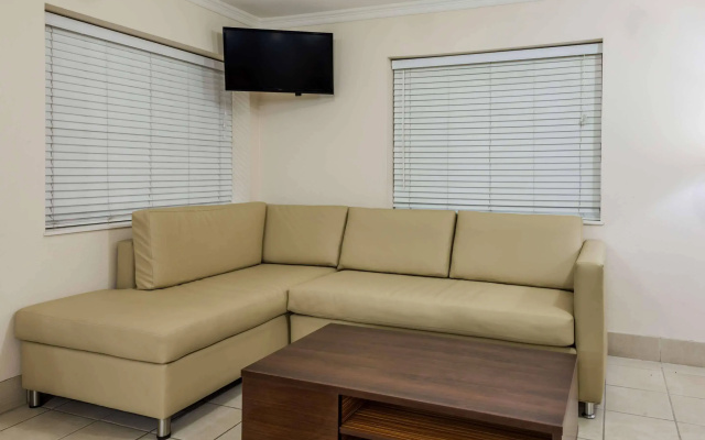 photo 3 of Super 8 by Wyndham Lake Charles Northeast