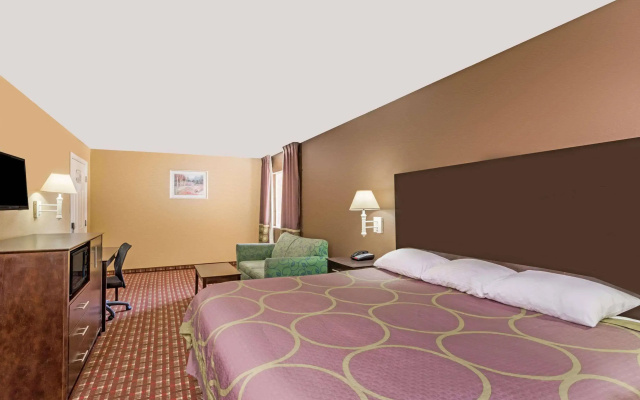 photo 5 of Super 8 by Wyndham Lake Charles Northeast
