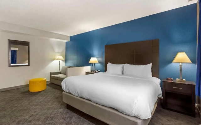 photo 5 of Comfort Inn & Suites Mundelein-Vernon Hills