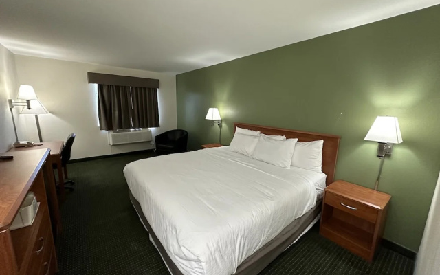photo 4 of College Inn