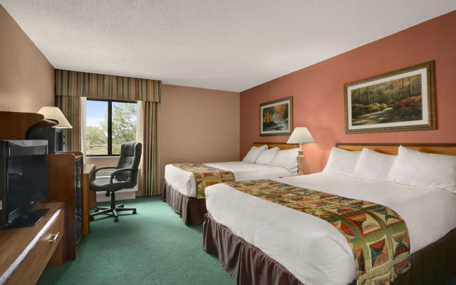 photo 5 of Baymont by Wyndham Sullivan