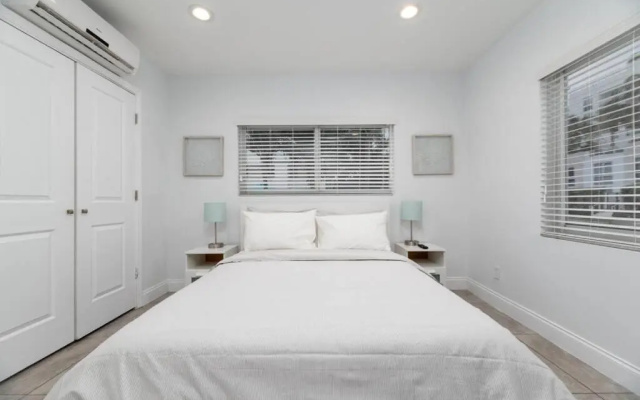 photo 3 of Bayshore Breeze 1 - Fort Lauderdale Beach