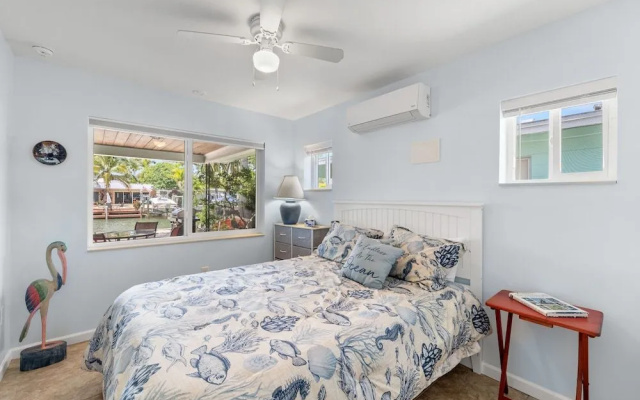 photo 3 of Bayshore Cottage