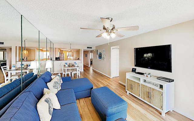 photo 4 of Bayshore Unit 402 - 2 Br Condo