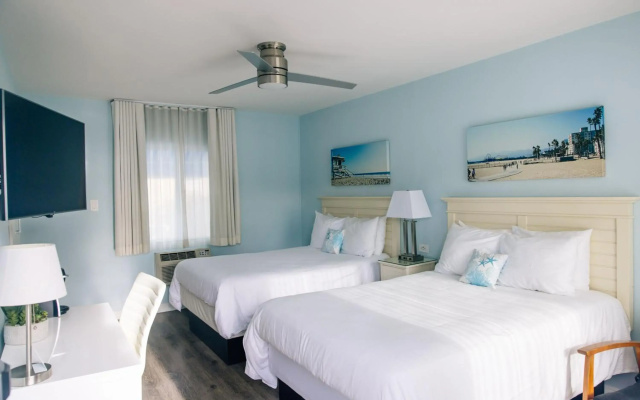 photo 2 of Bayside Hotel