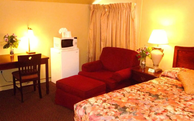 photo 5 of Bayside Inn