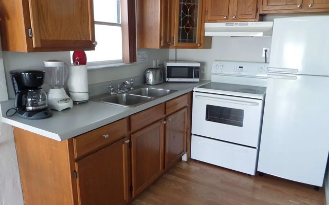 photo 2 of Bayview Crown