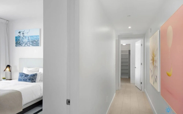 photo 3 of Bayview Luxury: 3BR Pools Oceanfront Amenities