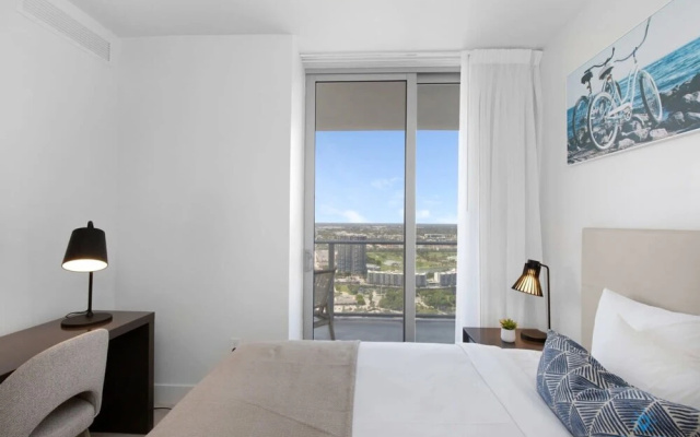 photo 5 of Bayview Luxury: 3BR Pools Oceanfront Amenities
