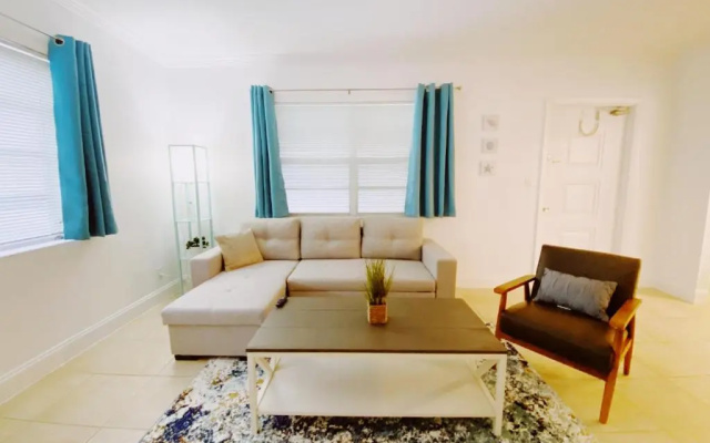 photo 4 of Bayview Regency Apartments By Lowkl