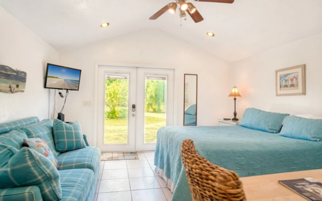 photo 4 of Baywatch Cabana