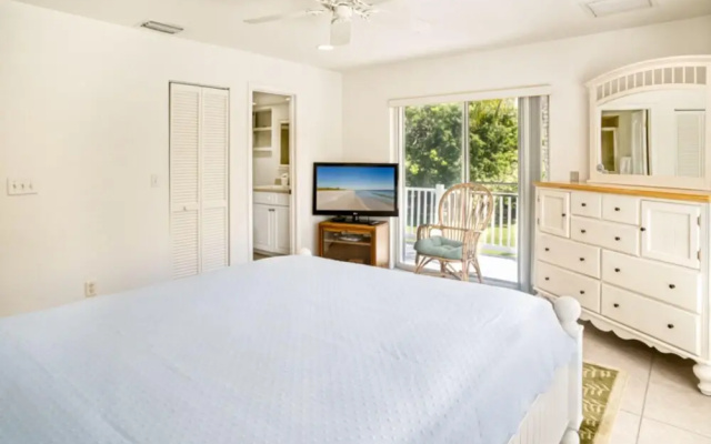 photo 5 of Baywatch House