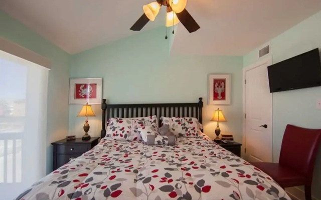 photo 3 of Beach Axis E by Meyer Vacation Rentals