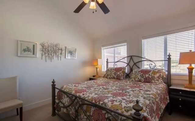 photo 5 of Beach Axis E by Meyer Vacation Rentals
