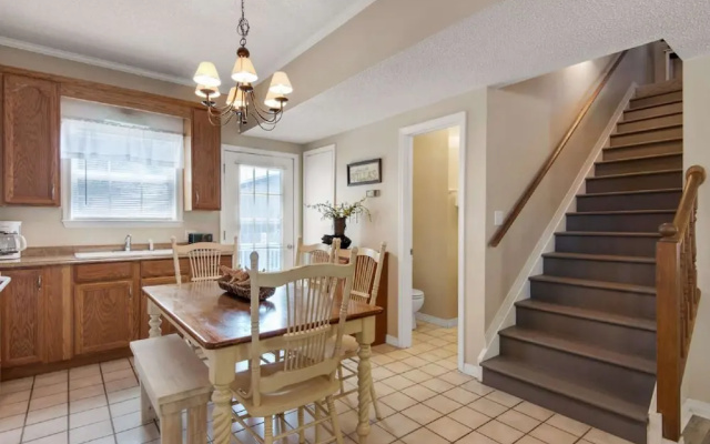photo 4 of Beach Bungalow 3 Bedroom Apartment